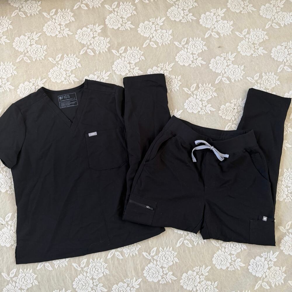 FIGS Technical Collection Black Scrub Set Size Small Petite